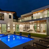 House R Us ico