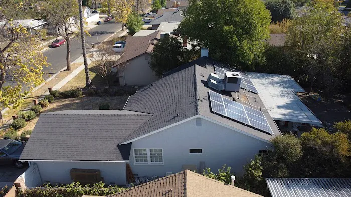 Bumble Roofing of Los Angeles Picture 2