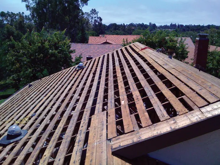 IRC ROOFING SERVICES Picture 3