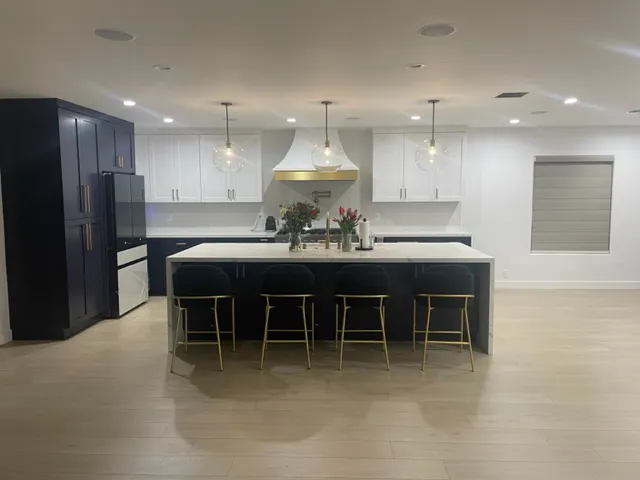 Vivid Homes Inc Picture 4