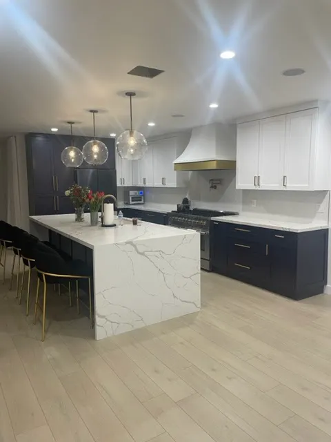 Vivid Homes Inc Picture 8