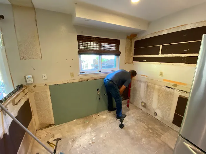 Safeway Construction Picture 4