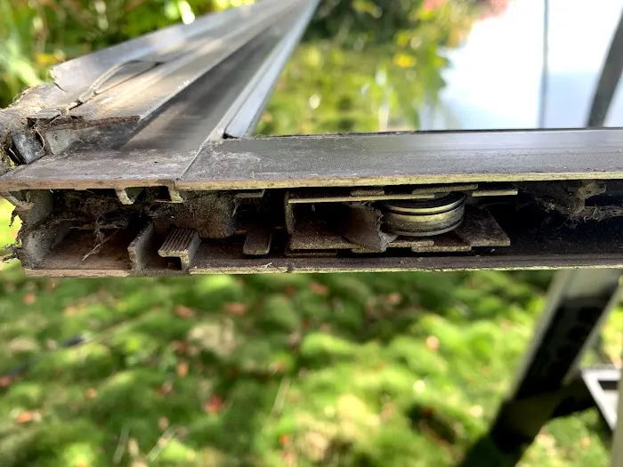 American Sliding Door Repair Picture 3