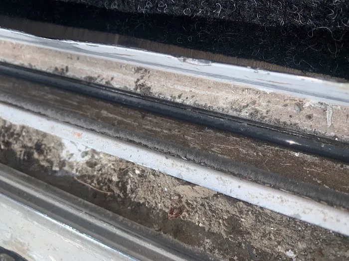 American Sliding Door Repair Picture 10