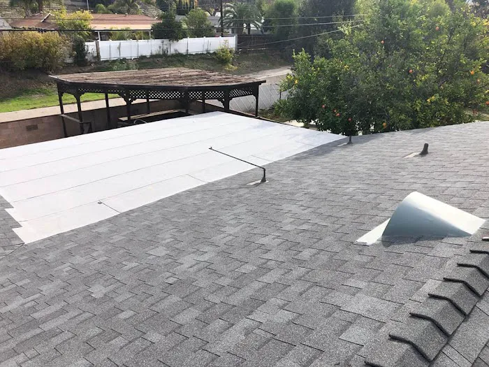 911 Roofing Builders Picture 2