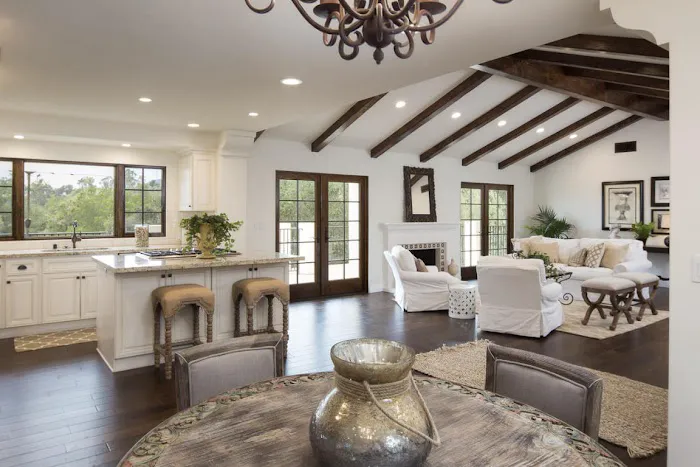 Quality Construction & Painting Picture 4