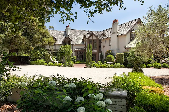 Quality Construction & Painting Picture 5