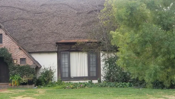 Local Roofer Picture 1