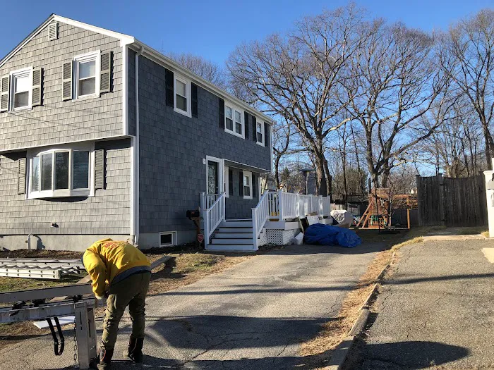 Expert Roofing & Siding Construction Picture 4