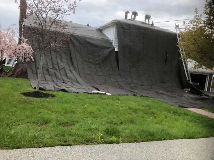 Expert Roofing & Siding Construction Picture 5