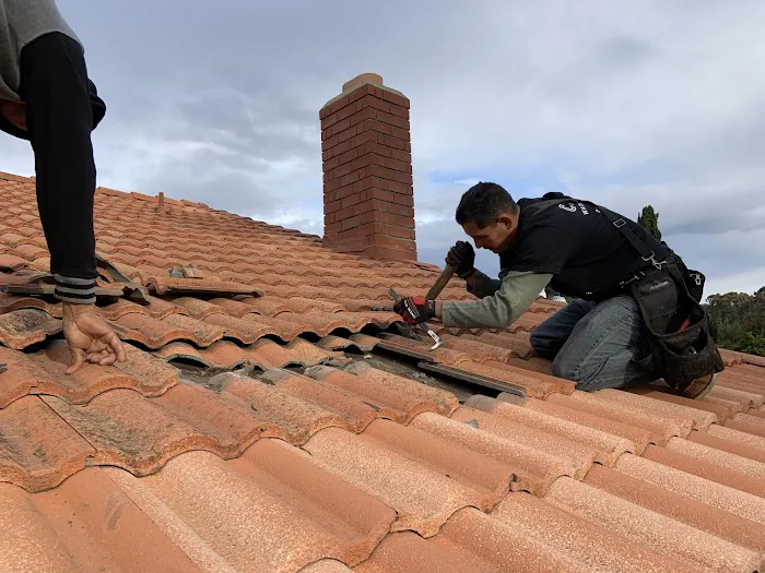 Golden State Roofers SUN VALLEY Picture 1