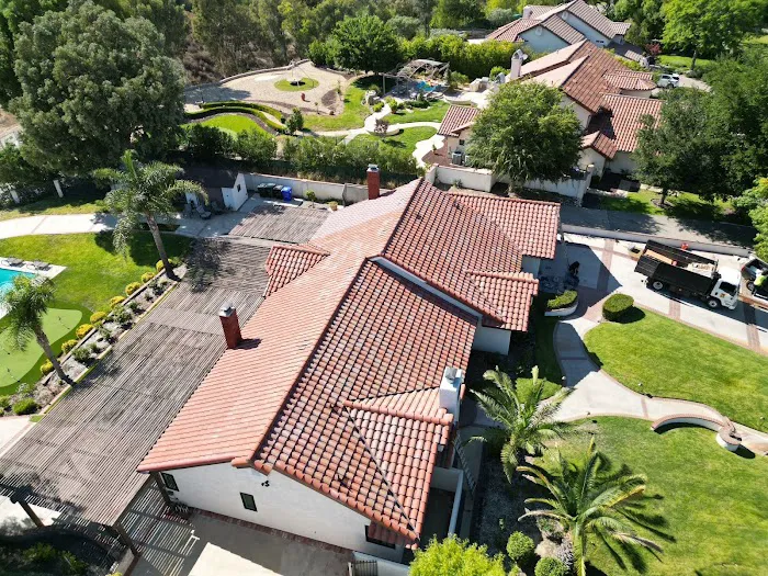 Reno's Roofing Picture 2