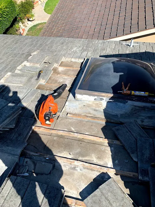 Century Roofing Co Picture 1