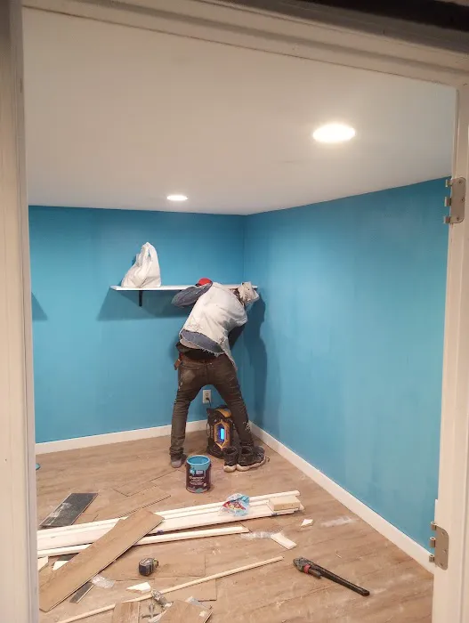 Robensky's Construction Picture 5