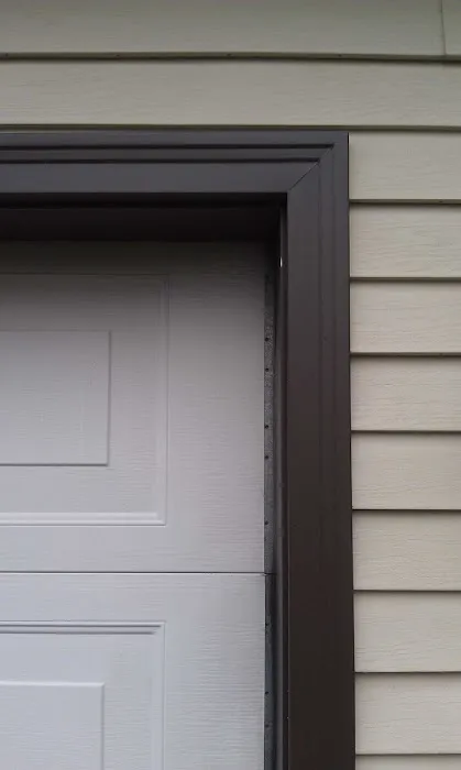 Lee Poirier Siding & Window Picture 5