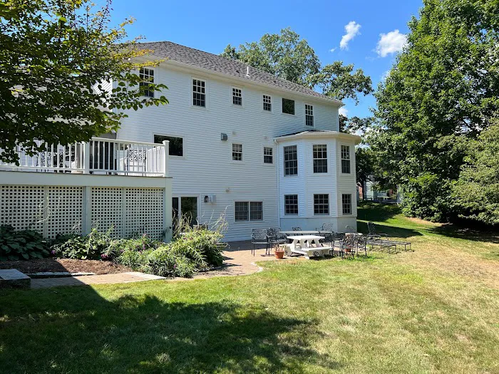 US Propaint And Renovation - Painting, Deck, Siding , kitchen and bathroom remodeling Picture 6