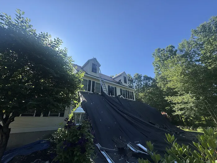 Sunlight Construction Roofing&Siding Picture 1