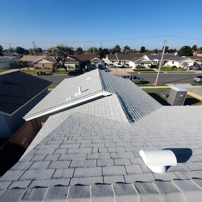 Pacific Roofers Picture 3