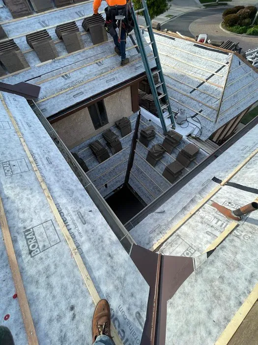 Brizuela's Roofing Systems Picture 9