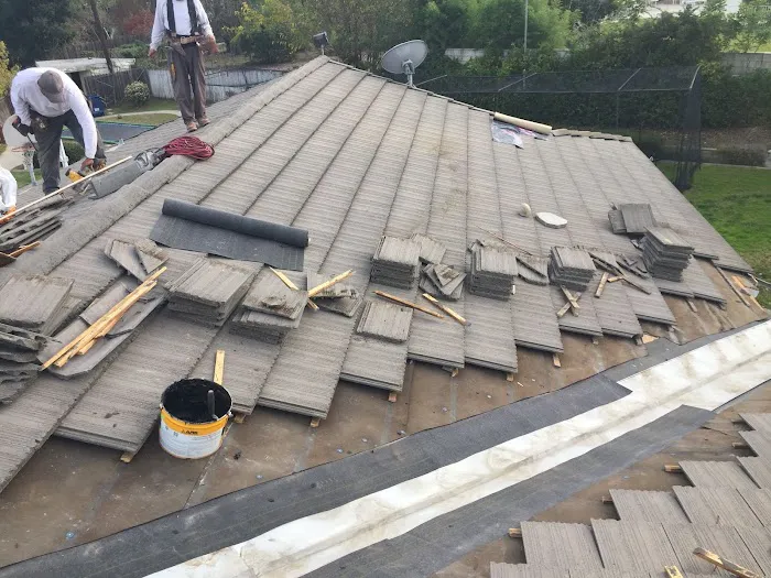 Superior Roof Solutions Picture 2