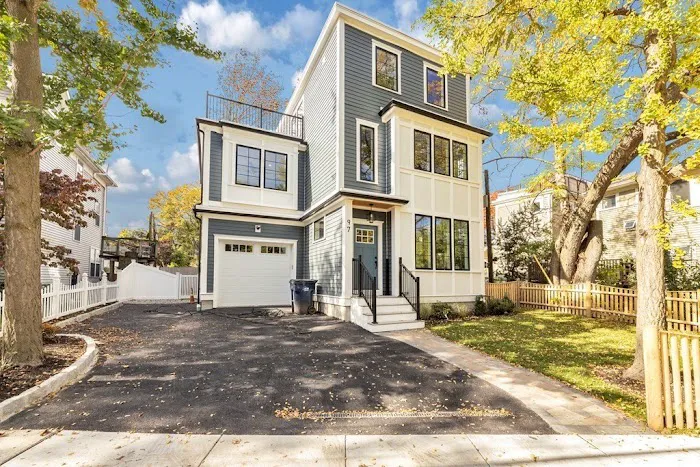 Ideal Siding Boston Picture 9