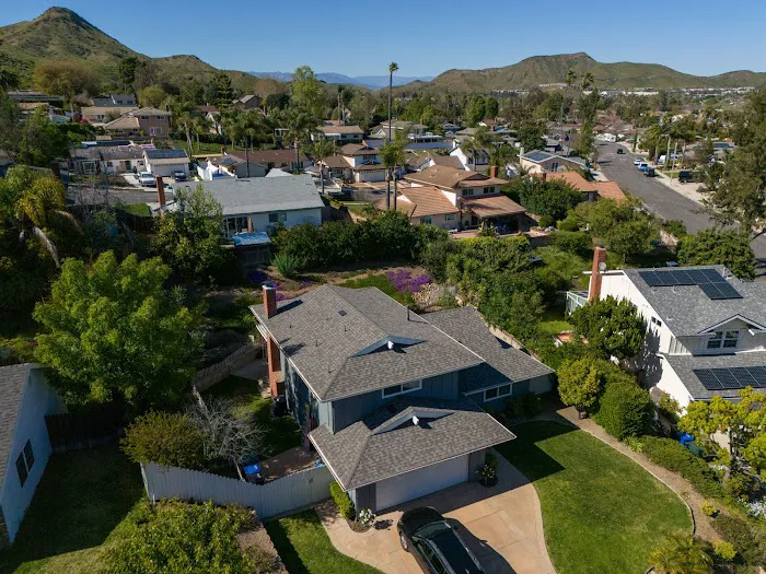LocalRoofs Picture 2