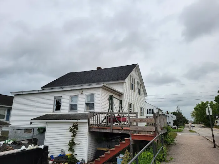 Shore Lock Homes Picture 3