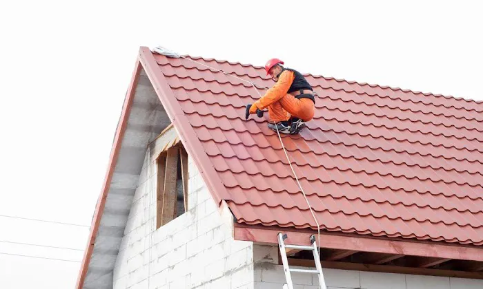 Devin & Sons Roofing Picture 2