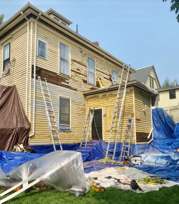 Oliveira Painting & Siding Picture 4