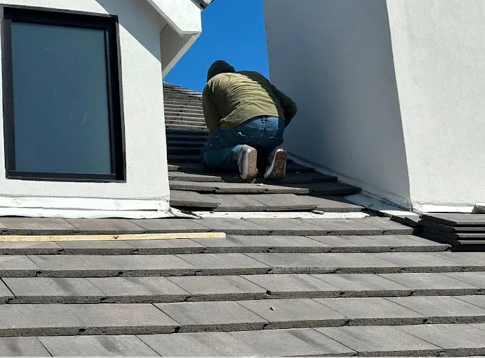 ARROW ROOFING SERVICES Costa-Mesa Picture 4