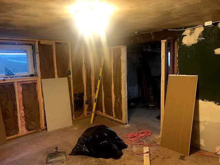Freitas Brother's Paint & Carpentry Picture 4
