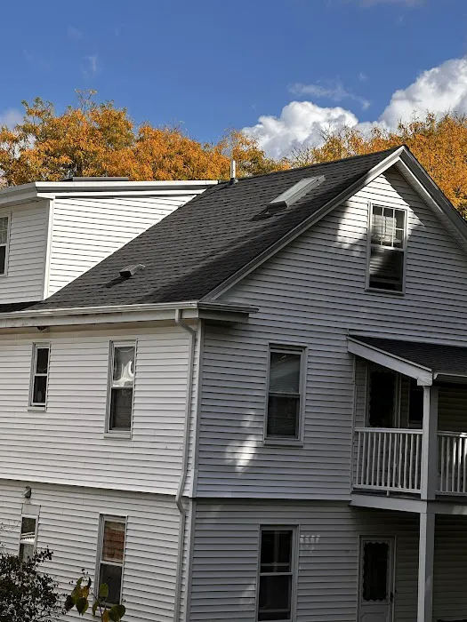 RB Farina Roofing Co Picture 1