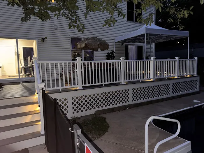 Mallie's Construction Picture 3