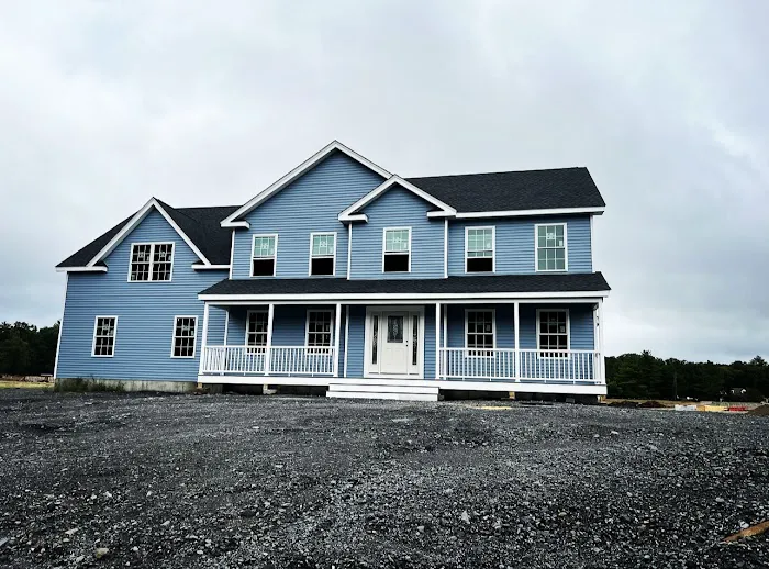 Mallie's Construction Picture 4