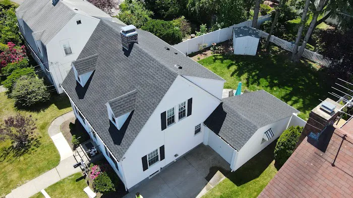 Skyview Exteriors Picture 4