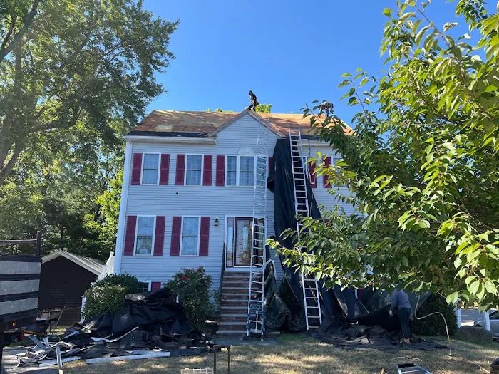 MassTech Roofing & Building Picture 2