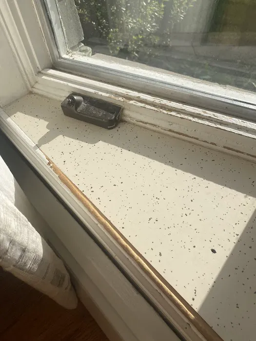 The Window Source RI Picture 5