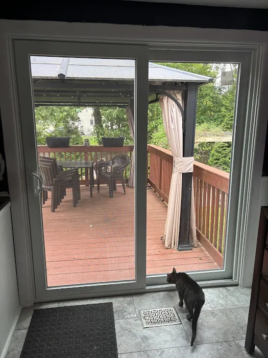 The Window Source RI Picture 9