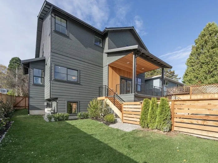 Skyline Roofing & Siding Picture 4