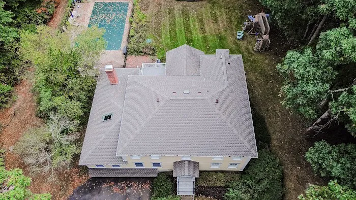 H&R ROOFING Picture 6