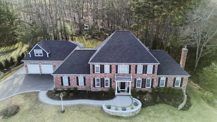 H&R ROOFING Picture 10