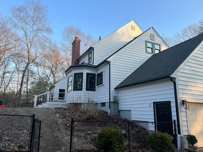 Renova Contractor – Roofing, Gutters & Siding – Malden MA Picture 9