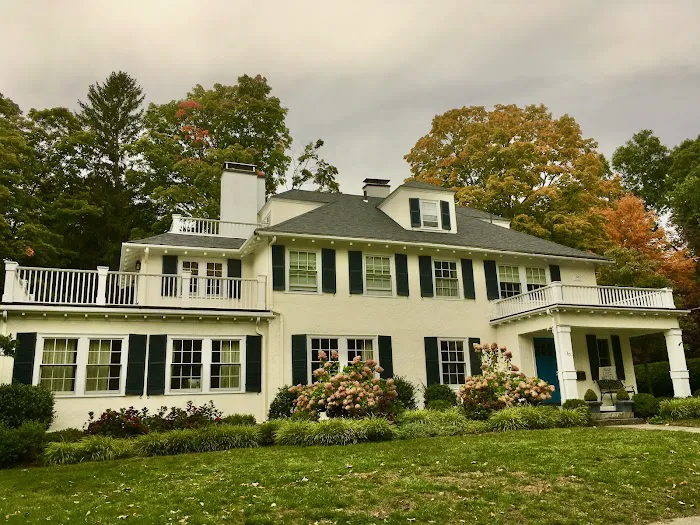 Ranch Roofing Picture 3