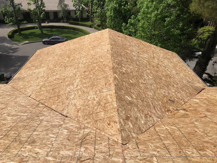 G A Roofing & Repair Specialist Picture 2