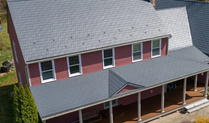 RI Roofer Picture 2