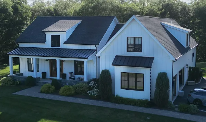 RI Roofer Picture 6