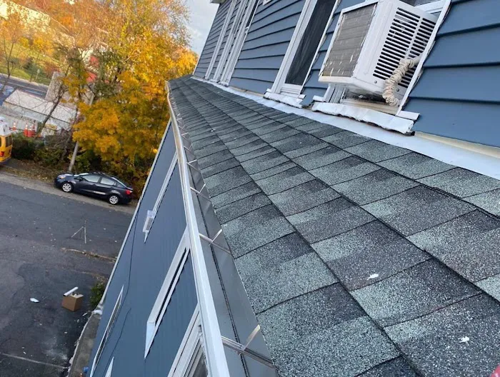 Golden Gutters, Roofing & Siding Picture 4