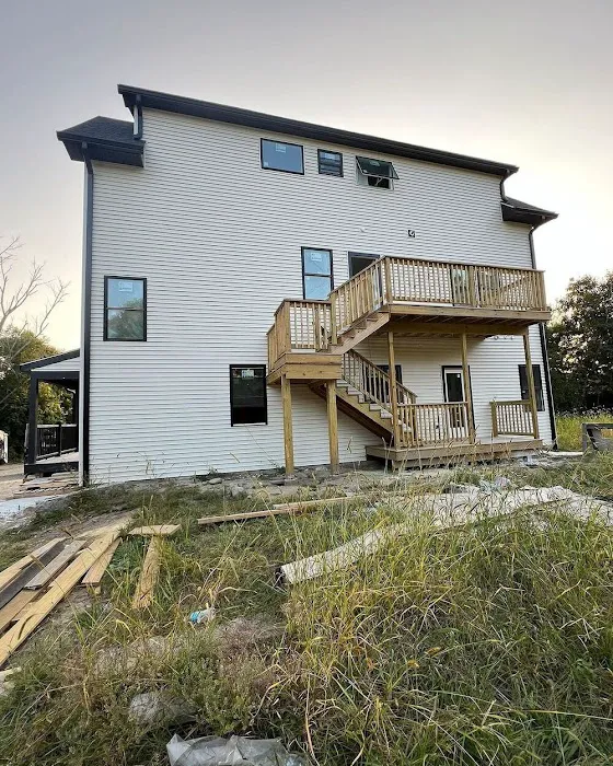 Golden Gutters, Roofing & Siding Picture 7