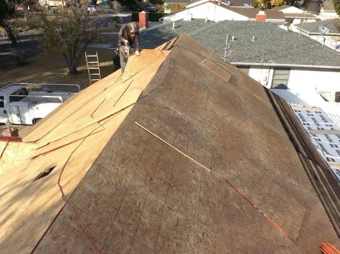Golden Hill Roofing Company Picture 2