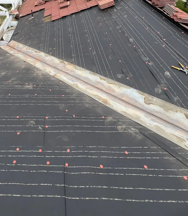 J & R Elite Roofing - Moreno Valley Picture 13